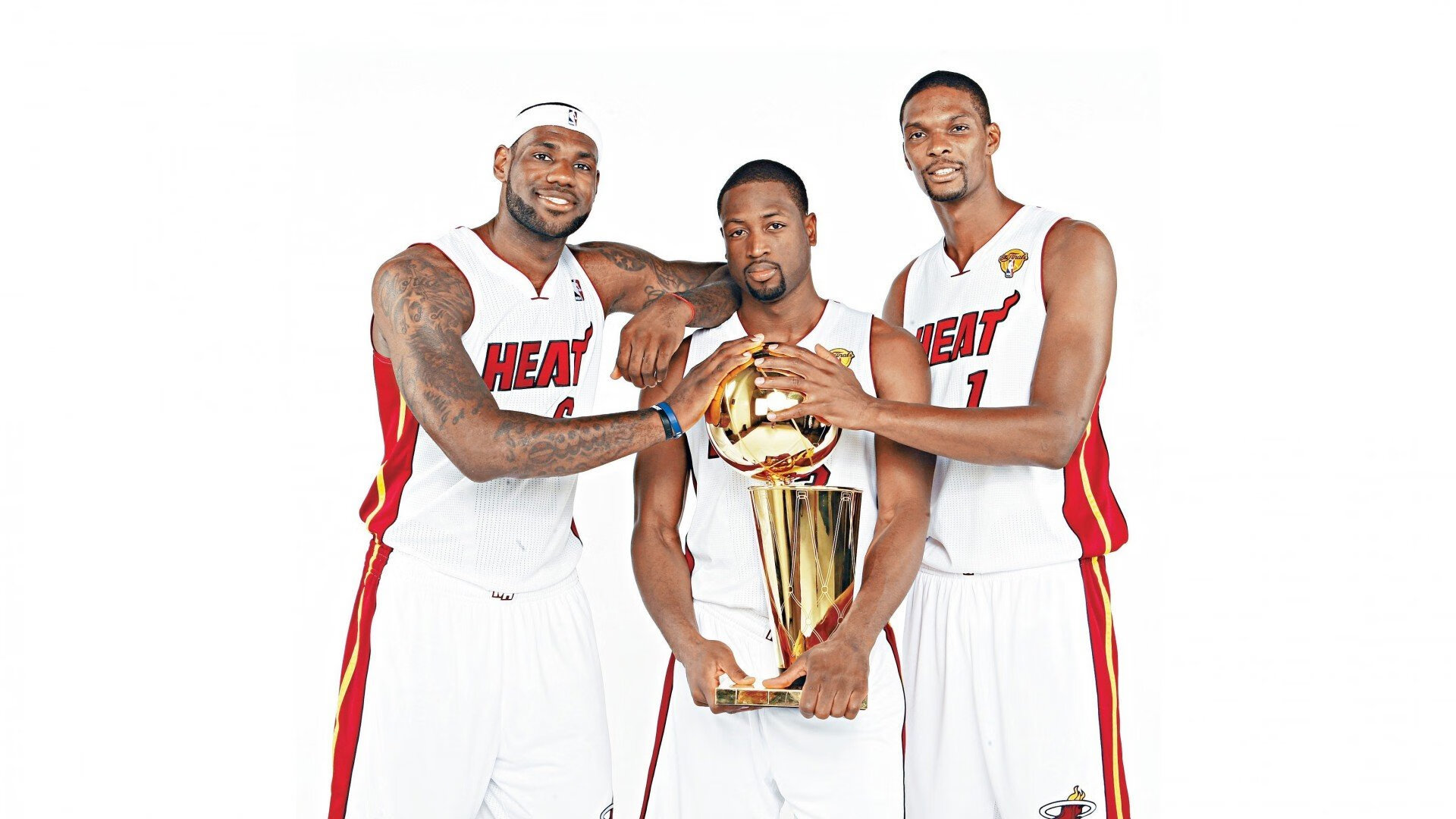 故乡之战备受瞩目，球员斗志高昂，故乡之恋